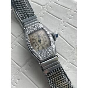 Vintage 1920s BULOVA Women's Laurel Watch Antique NOT RUNNING Sapphire Cab